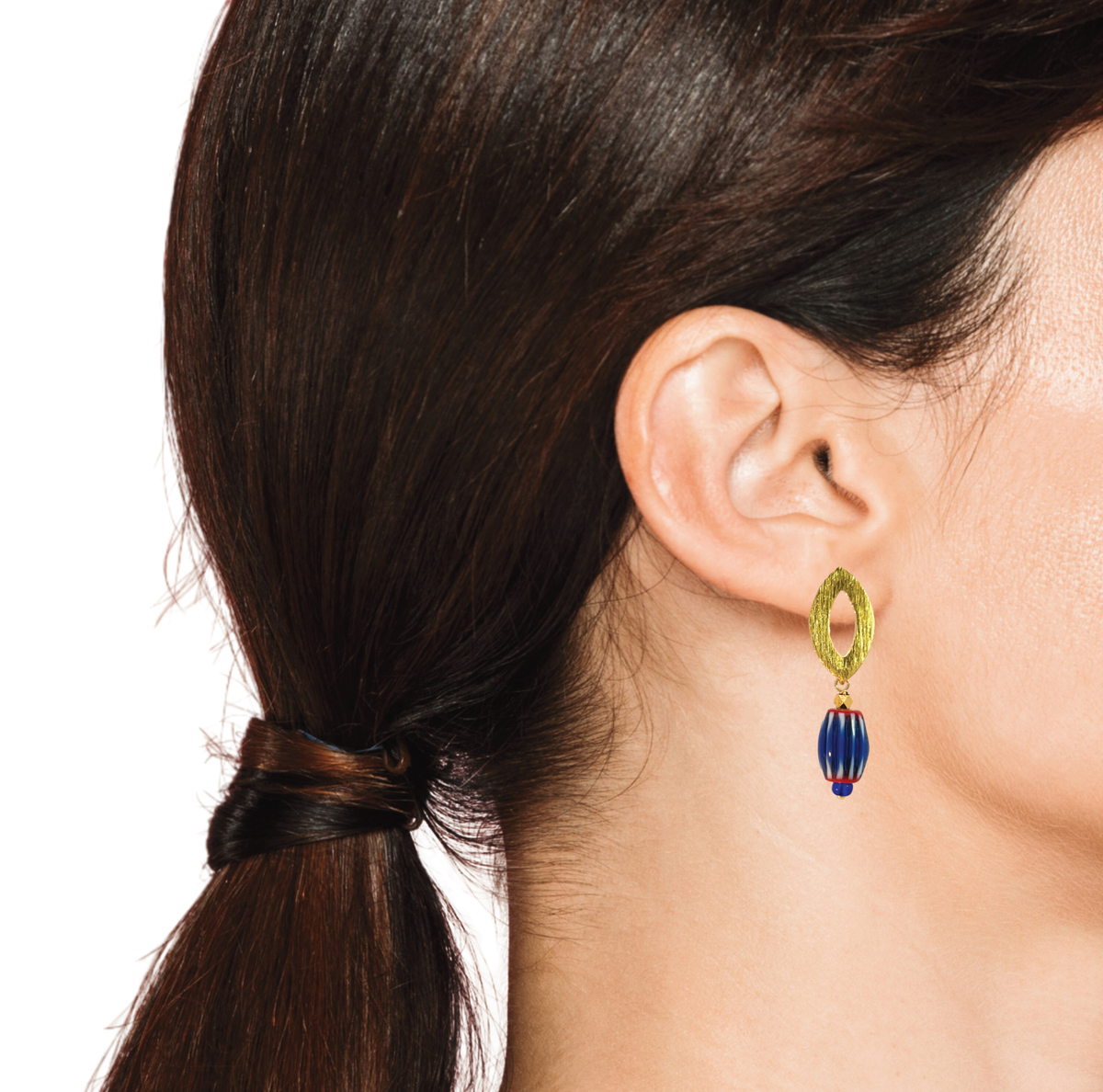 Boucles d'oreilles portées collection Masai