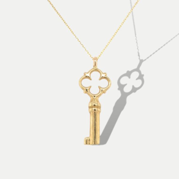 Collier Clef Or & Saphir