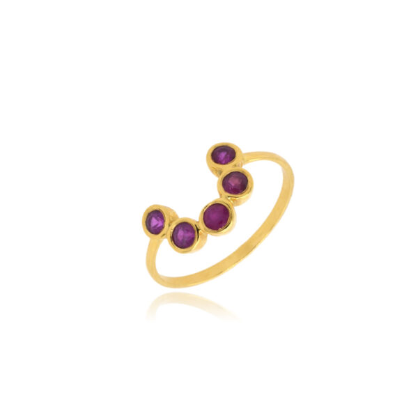 Bague Tsavo* Or 750 millièmes & Cinq Rubis Rond